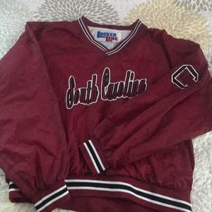 I’m selling a USC sweatshirt.